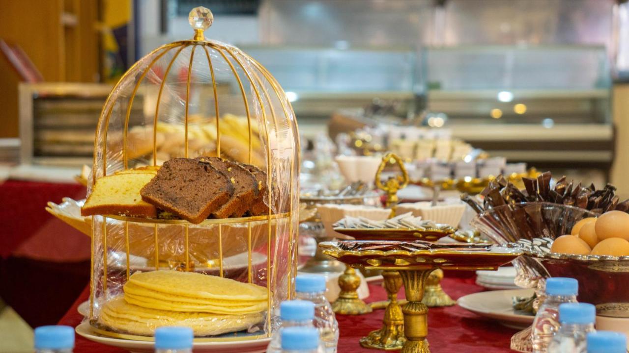 Hotel Atenas Tétouan エクステリア 写真