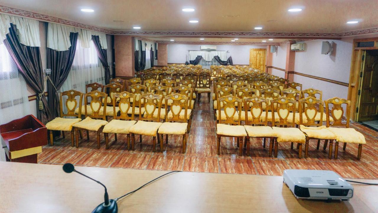 Hotel Atenas Tétouan エクステリア 写真