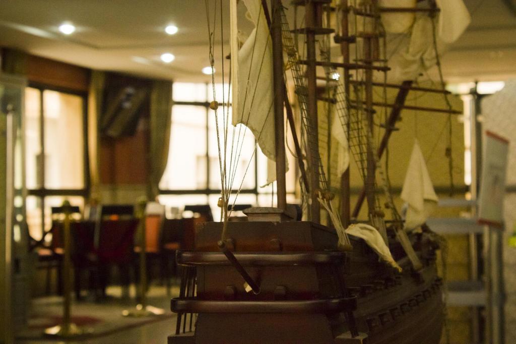 Hotel Atenas Tétouan エクステリア 写真
